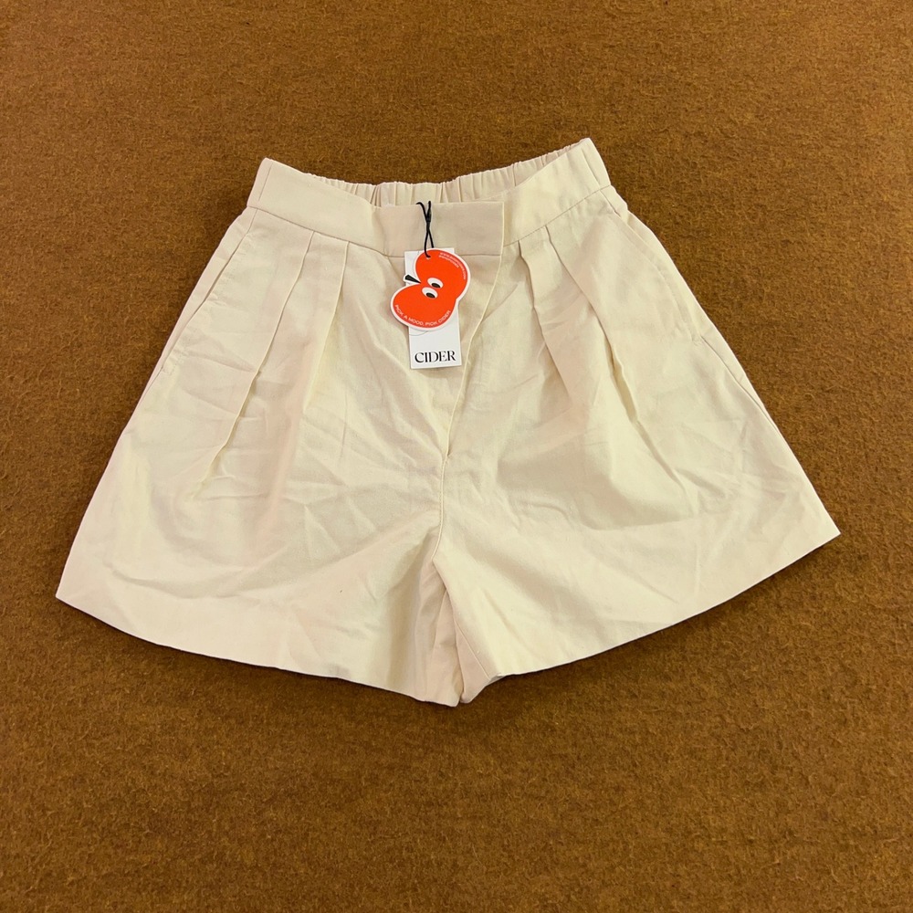 Cider Womens XS Beige Pleated Linen Blend Shorts NWT